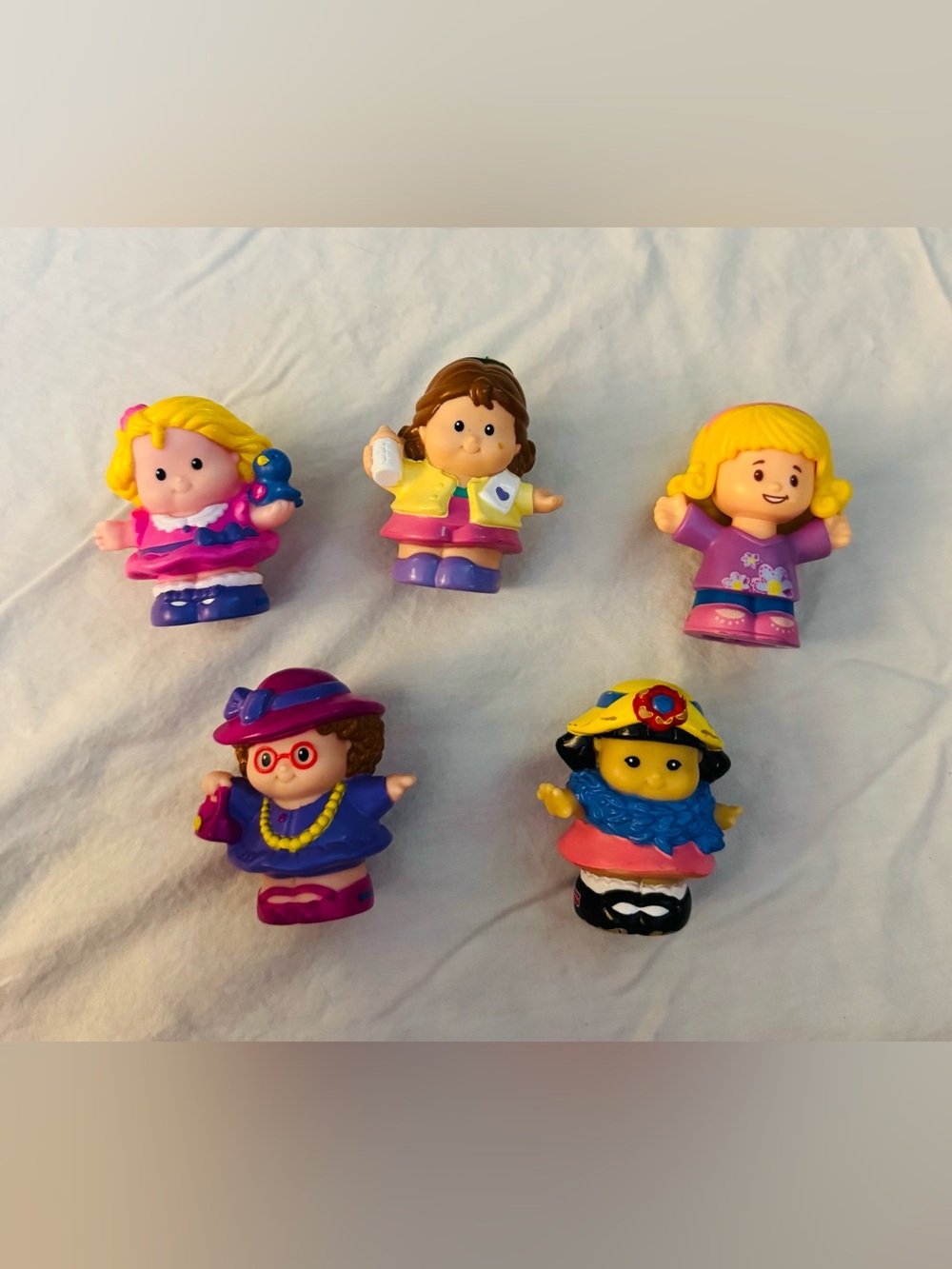 Fisher-Style Set of 5 Colorful Kids Toy Figures - Pink, Yellow, Purple, Blue